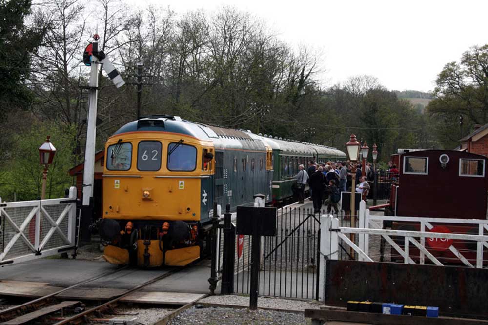 33202-Staverton[3]-26-4-08